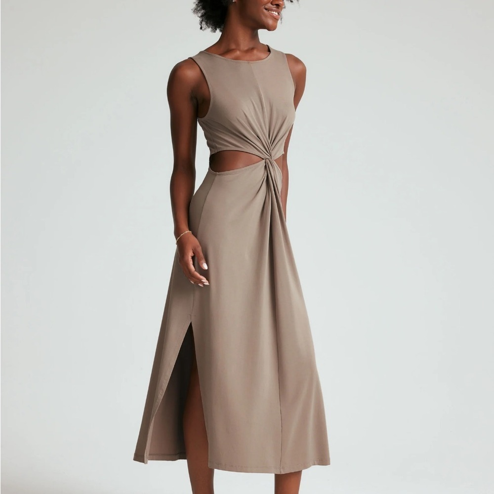 Beyond Yoga Around The World Front Twist Dress in Birch size Large - Picture 2 of 8
